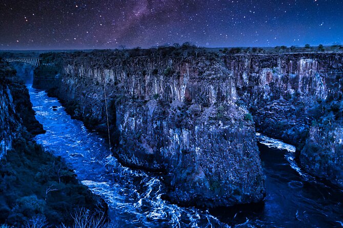 2 Hour Stargazing Tour in Victoria Falls NP Area in 4x4 - A 7:00 pm start in a 4x4