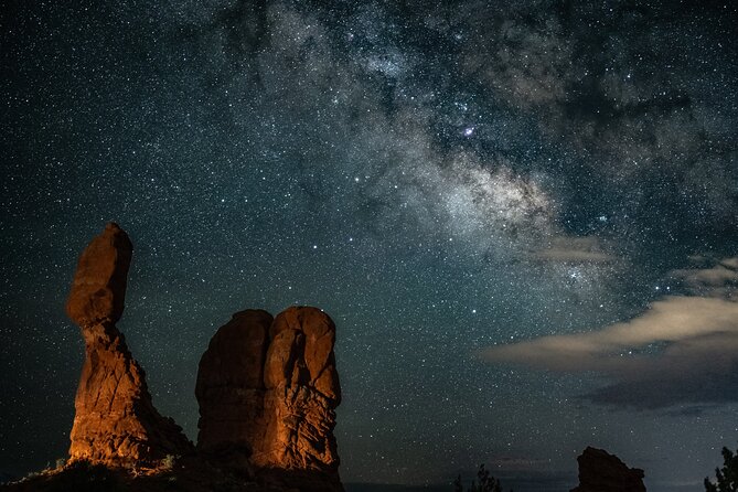 Astro-Photo, Hiking and Stargazing Tour in Arches National Park - Is $175 a fair price for two hours?