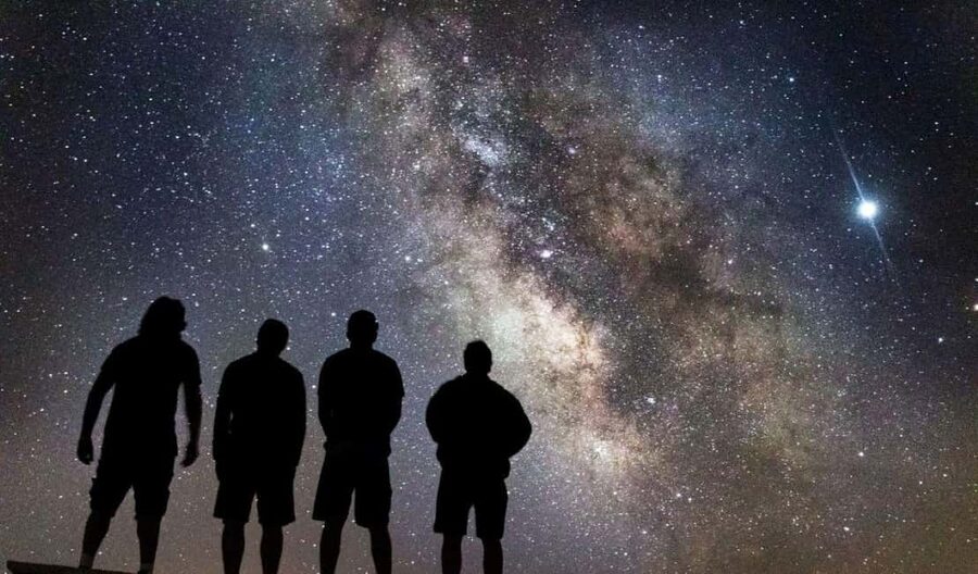 Banff OR Moraine Lake: Night Tour with possible Stargazing - Pickup from Banff or Canmore