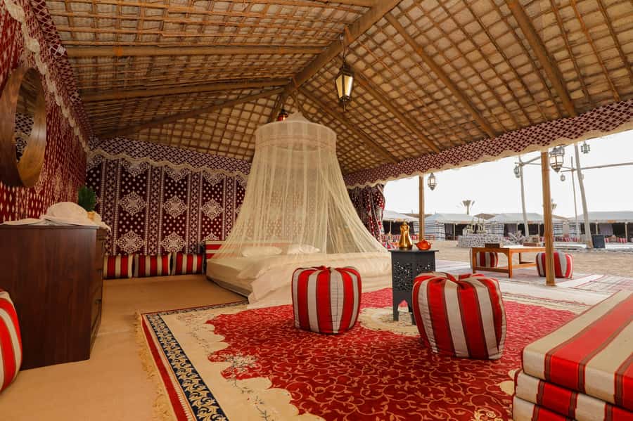 Dubai: Overnight Safari, Dinner, Stargazing & Al Khayma Camp - Stargazing, shisha, and the quietest hour