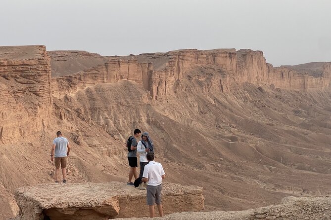 Edge of the World with 4x4 vehicles, sunset Dinner and stargazing - Dinner under the stars