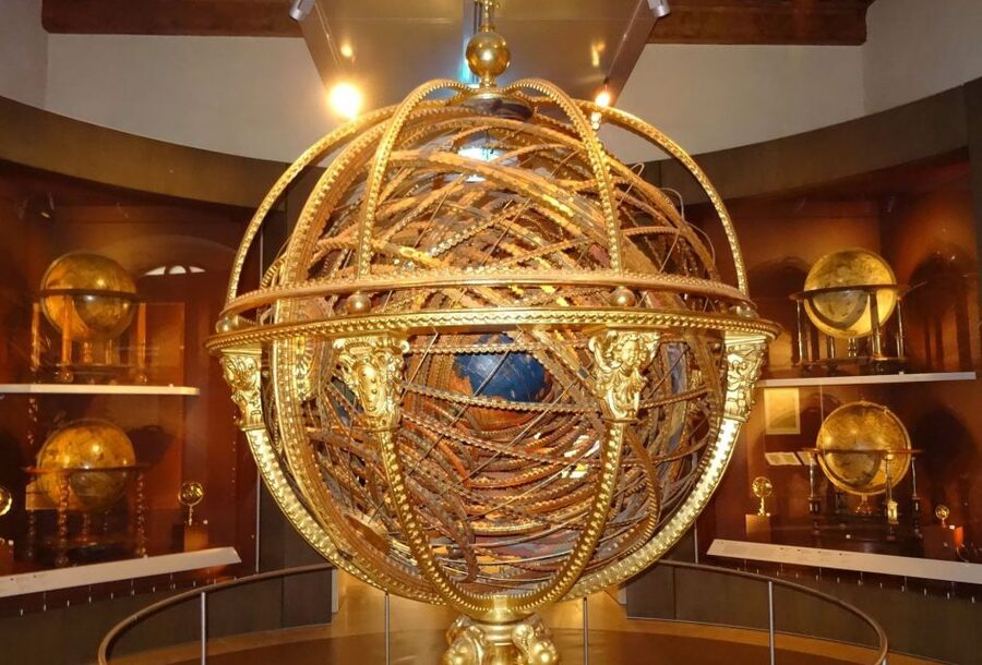 Florence: Private Astronomical Tour of the Museo Galileo - From Medici workshops to a national science collection