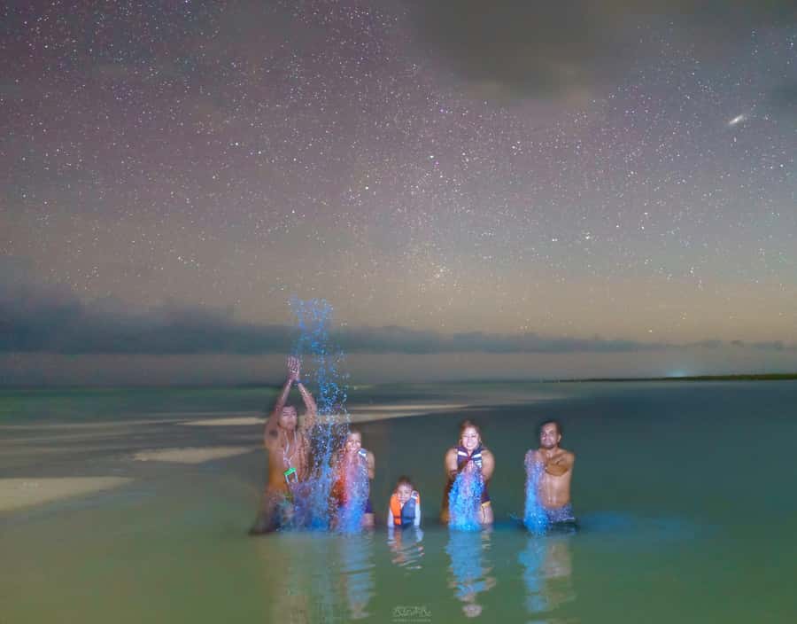 Holbox: Bioluminescence by Kayak and Stargazing. - Choosing a single or double kayak
