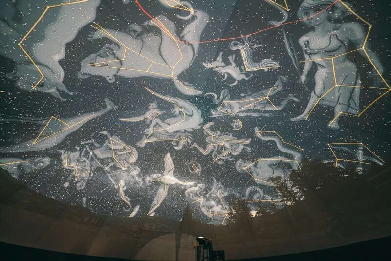 Jasper: Planetarium Indoor Dome Experience - The guide makes the difference