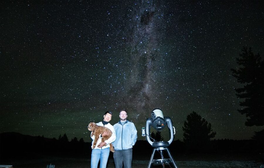 Lake Tekapo: Stargazing Experience - The practical comfort of blankets and hot chocolate