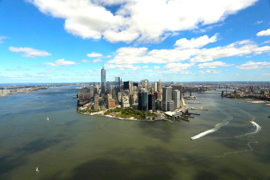 New York City Night Skyline Tour by Helicopter - Why a night flight changes the New York view