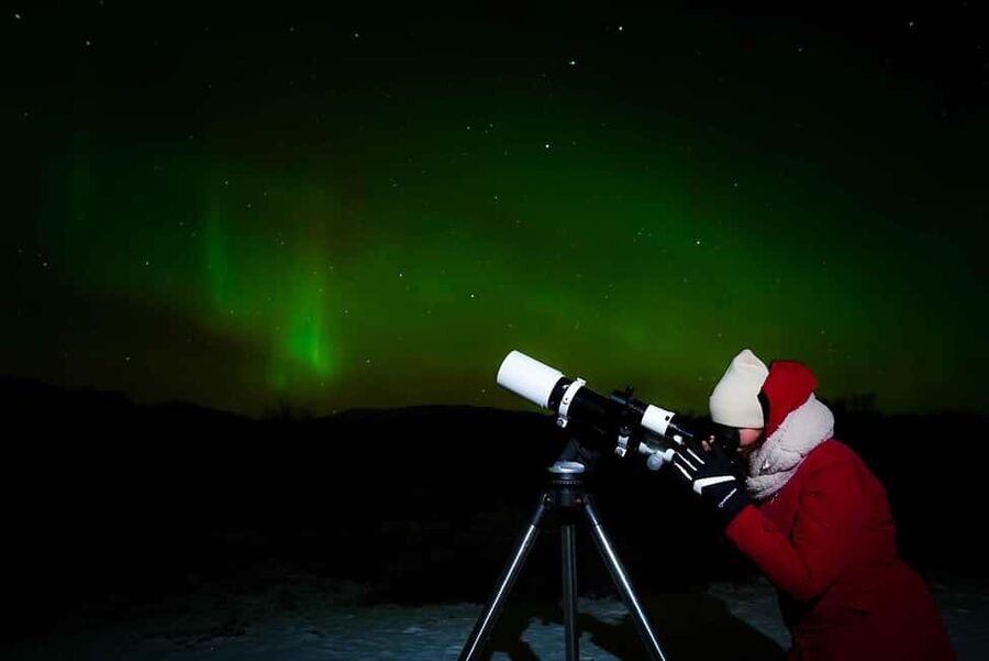 Northern Lights & Stargazing Jeep Tour - Waiting under an Icelandic sky