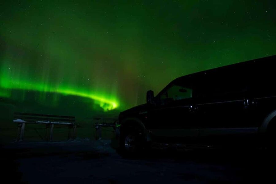 Northern Lights & Stargazing Jeep Tour - A Jeep hunt instead of a fixed viewing field
