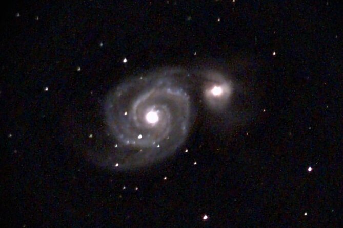 Professional Stargazing Tour in Joshua Tree - Telescopes and astro-binoculars make the difference
