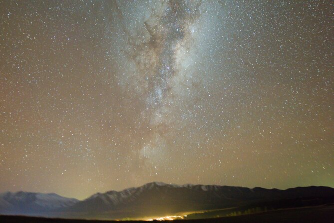 Silver River Stargazing Experience in Lake Tekapo - The first lesson is with your unaided eyes