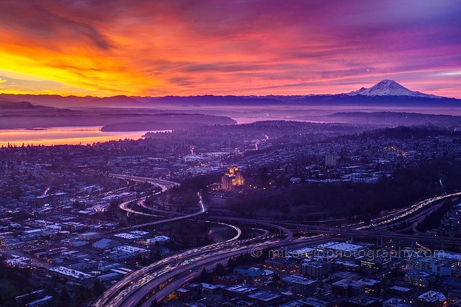Sky View Observatory at the Columbia Center Admission Tickets - Murals, maps, and the Plan Your Own Tour tool