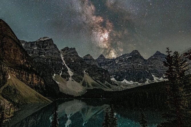 Sunset at Moraine Lake & Stargazing Tour from Canmore/Banff - The Bow Valley Parkway sets the tone