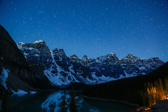 Sunset at Moraine Lake & Stargazing Tour from Canmore/Banff - Group size, comfort, and the guides