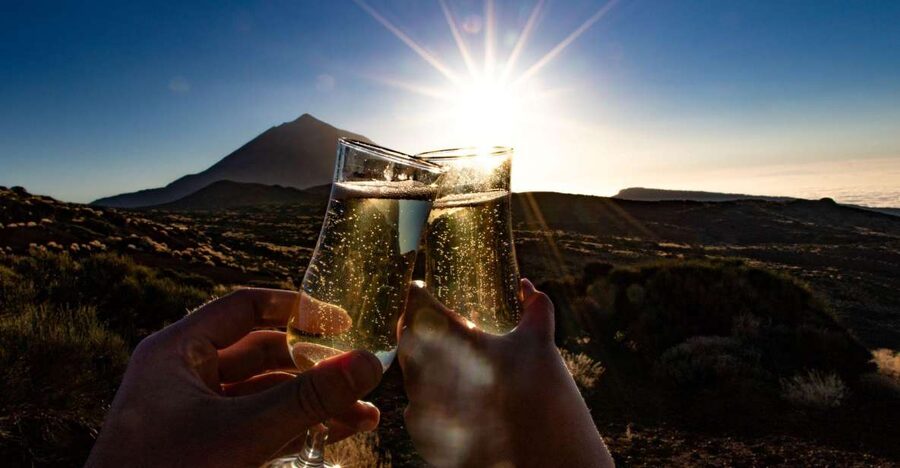 Teide: Guided Sunset & Stargazing Tour by Night with Dinner - Why the Teide night sky is the real event
