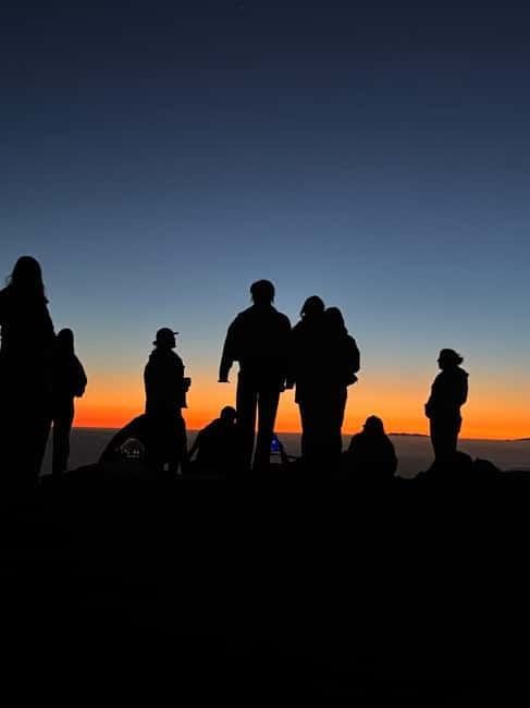 Teide: Small Group Sunset Adventure with Picnic & Stargazing - Who will enjoy this tour most