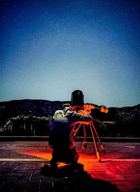 Tenerife: Teide Stargazing with an Astrophysicist - What happens during the 90-minute session